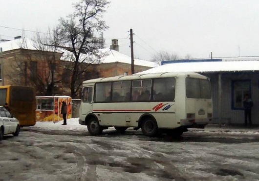 Донецкая ОГА: боевики обстреляли автобусы с беженцами из Дебальцево