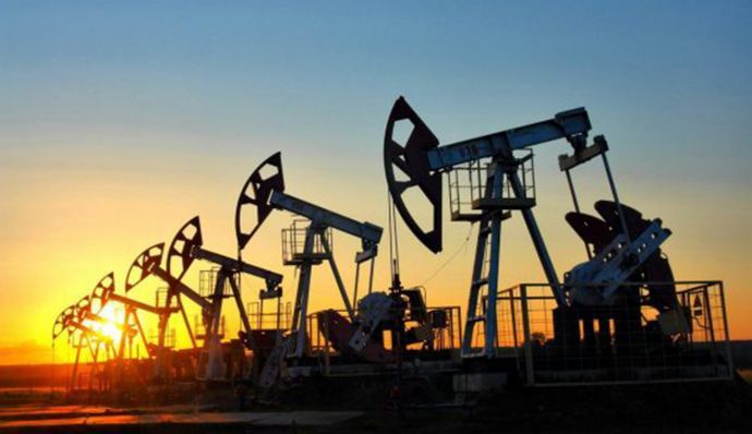 Россия продает свою нефть гораздо дешевле "потолка" в 60 долларов – график