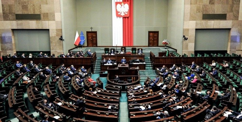 Россия - страна-террорист: Сенат Польши признал режим Путина террористическим 