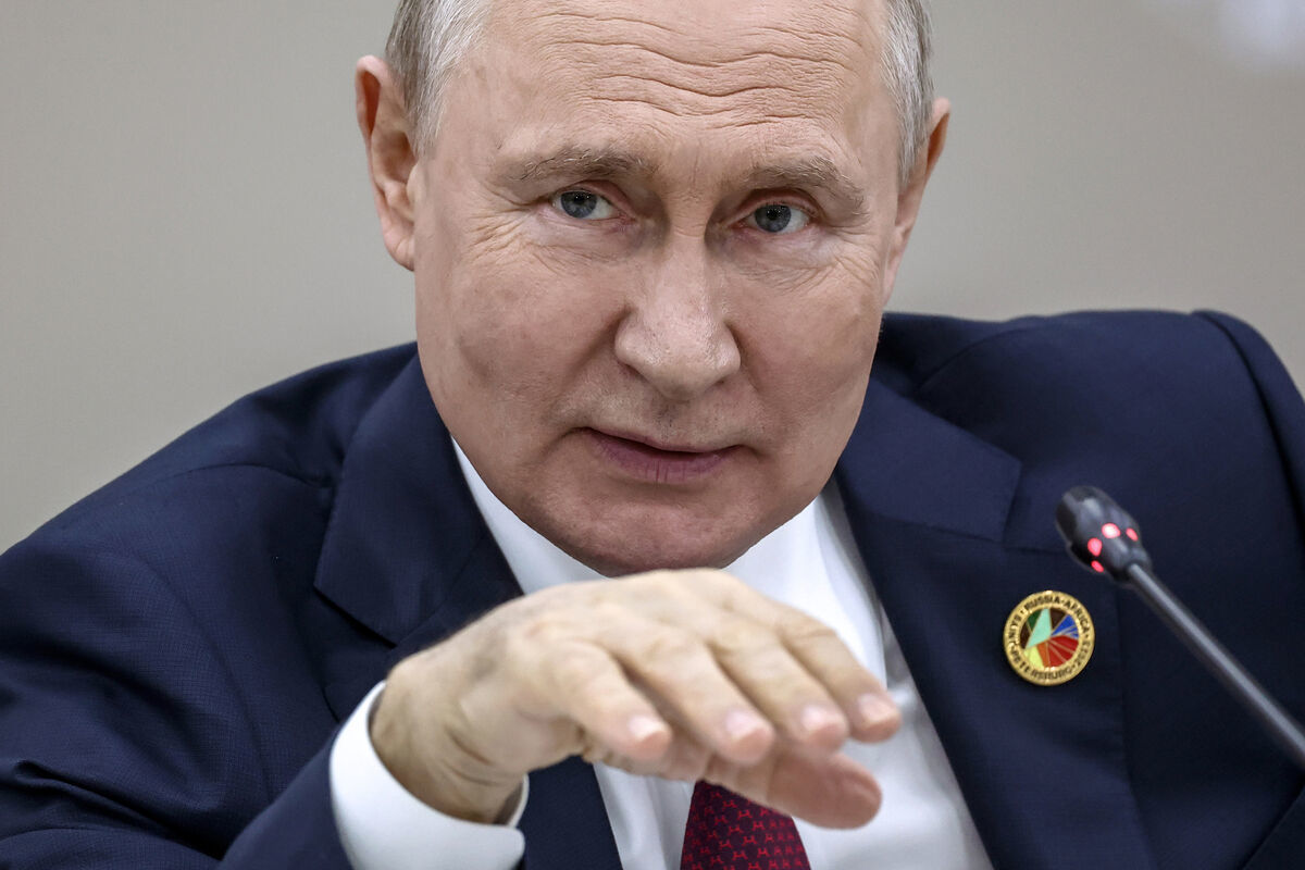 "Москва всего этого вообще не чувствует", – Фельштинский рассказал, как долго Путин может вести войну