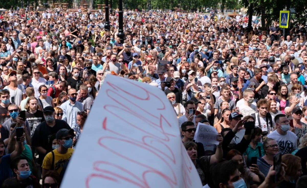 ​"Лучшая поправка – Путина в отставку!" – протестующие в Хабаровске выставили ультиматум Кремлю