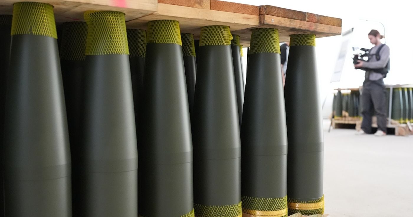 Европа рекордно наращивает производство оружия – в Вloomberg назвали причины