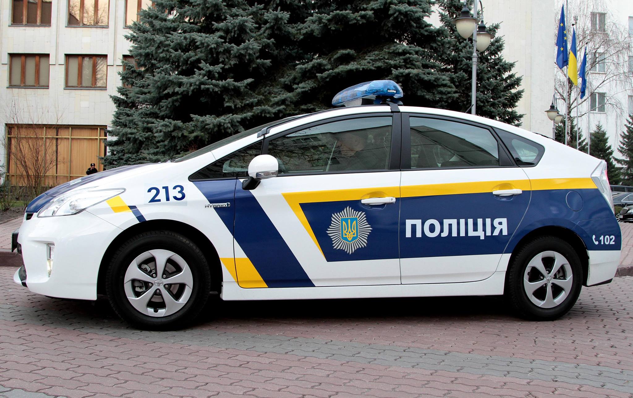 В Одессе патрульные полиции проехав на красный свет сбили женщину