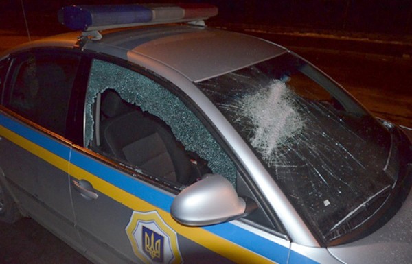 ​В Луганской области автомобиль спецбатальона МВД «Чернигов» попал в засаду. Есть жертвы