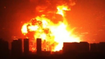 Последствия взрыва в Тяньцзине: беспилотнику удалось зафиксировать многочисленные пожары 