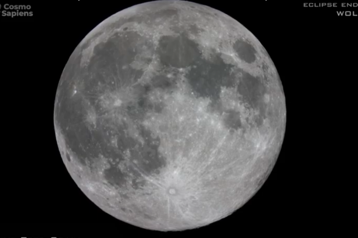 ​"Волчья луна": онлайн-трансляция первого лунного затмения в 2020 году