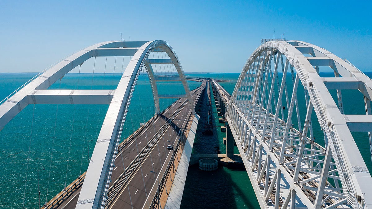 Ахтем Чийгоз из Меджлиса призвал срочно разрушить Крымский мост: "Его невозможно..."
