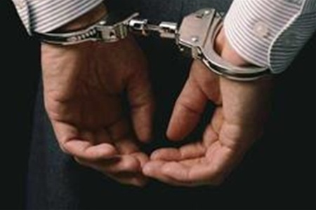 У Администрации президента в Киеве арестован мужчина с десятками тысяч долларов, помогающий судьям решать "проблемы" 