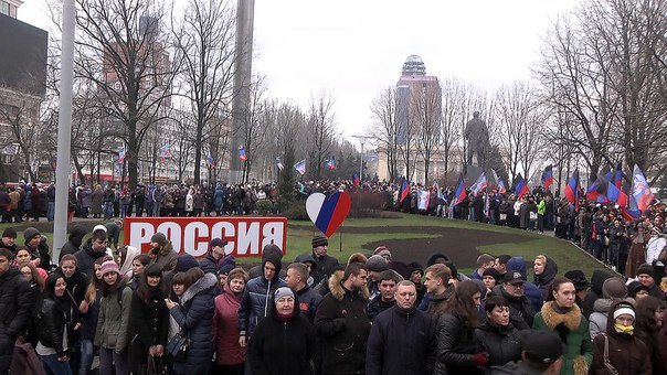 ​В оккупированном Донецке с размахом отпраздновали годовщину аннексии Крыма