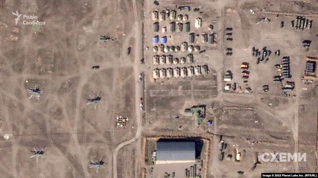 ​Россия стянула военную технику на новые полигоны в Белгородской области – спутниковые снимки