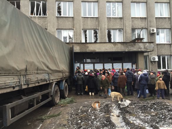 На подконтрольную боевикам территорию из Дебальцево выехало до 30 жителей - Шкиряк