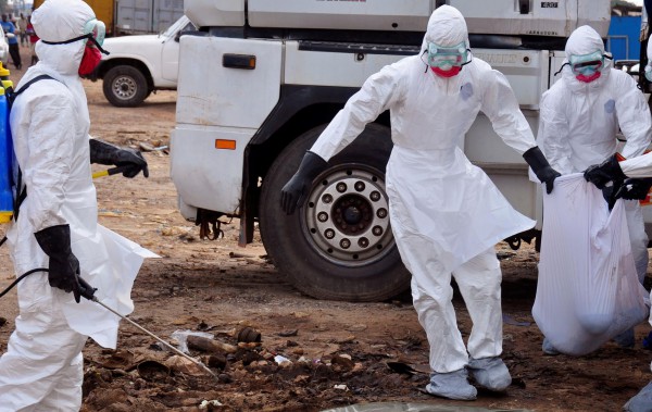 Минздрав Украины: Угроза проникновения Эболы является весьма высокой