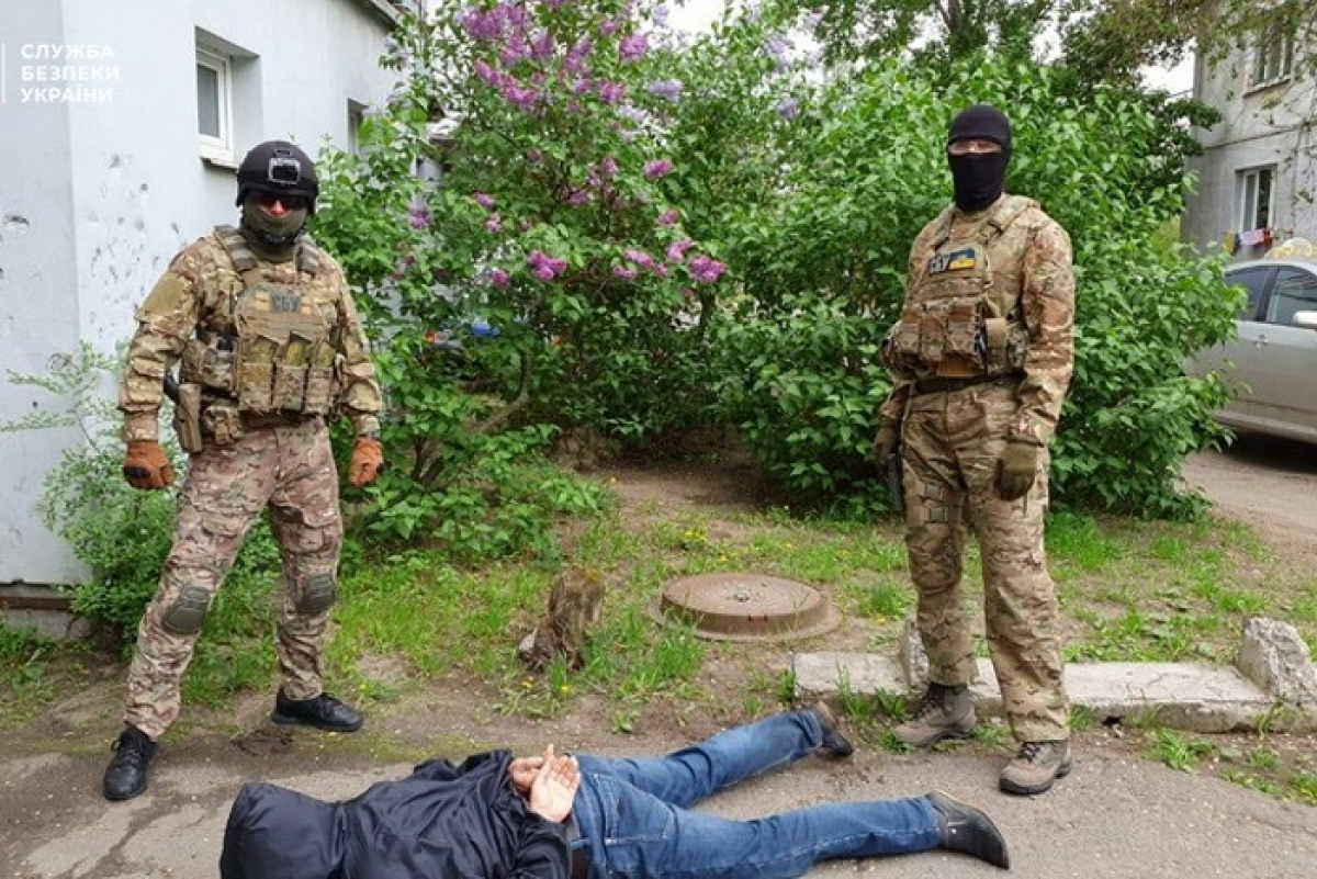 Шпион ФСБ "покусился" на ракетную программу Украины и попал в руки СБУ - видео спецоперации
