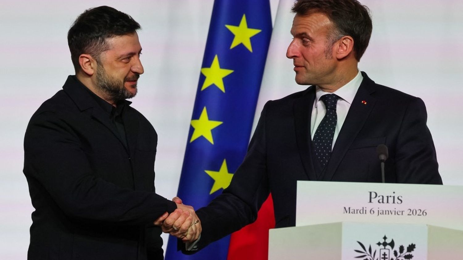 Зеленский прибыл во Францию для встречи с Макроном: о чем будут говорить