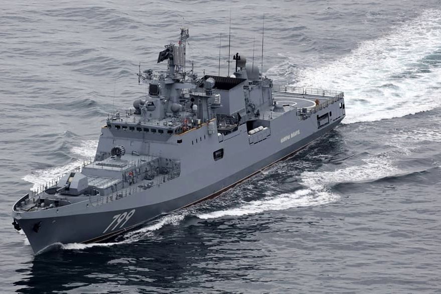 ​Напряженность в Черном море: фрегат ВМФ РФ имитировал морской бой рядом с эсминцами США