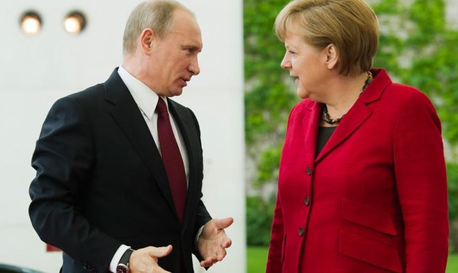 После Порошенко Меркель провела переговоры с Путиным