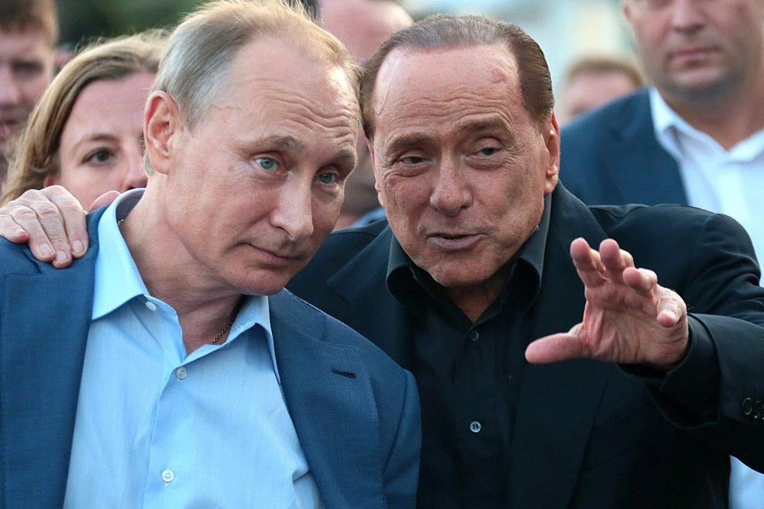 Берлусконі публічно зрікся Путіна, звинувативши у військових злочинах в Україні