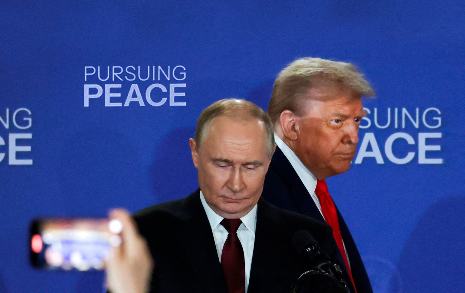 Путин "переиграл сам себя": наступление армии РФ выдыхается, Трамп начал мстить Кремлю – Politico