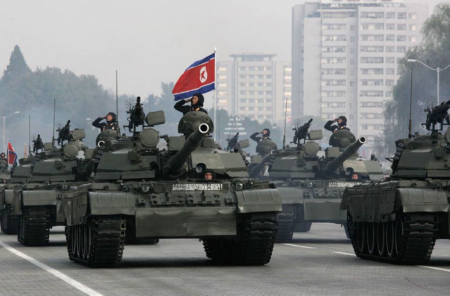 КНДР активно запугивает мир "мощной силой оружия": Ким Чен Ын пообещал уничтожить ударную группу Военно-морского флота США