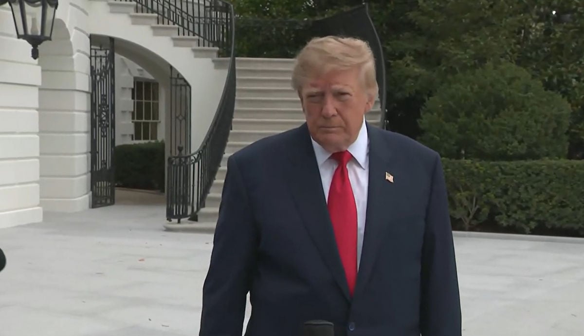 Трамп публично заявил, что хочет замены Зеленского на посту президента Украины 