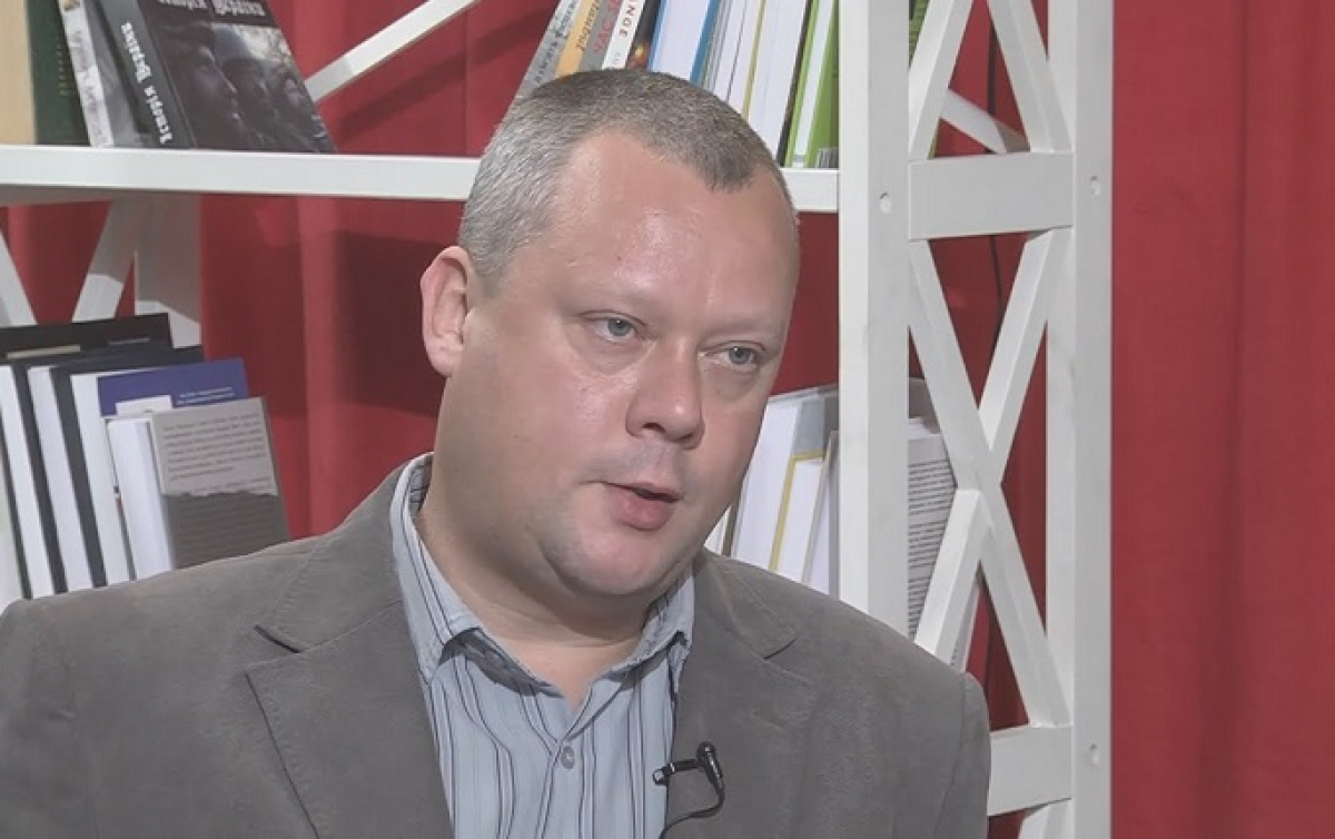 "Этого не могло быть без участия россиян", - Сазонов о скандале со слежкой за экс-послом США Йованович