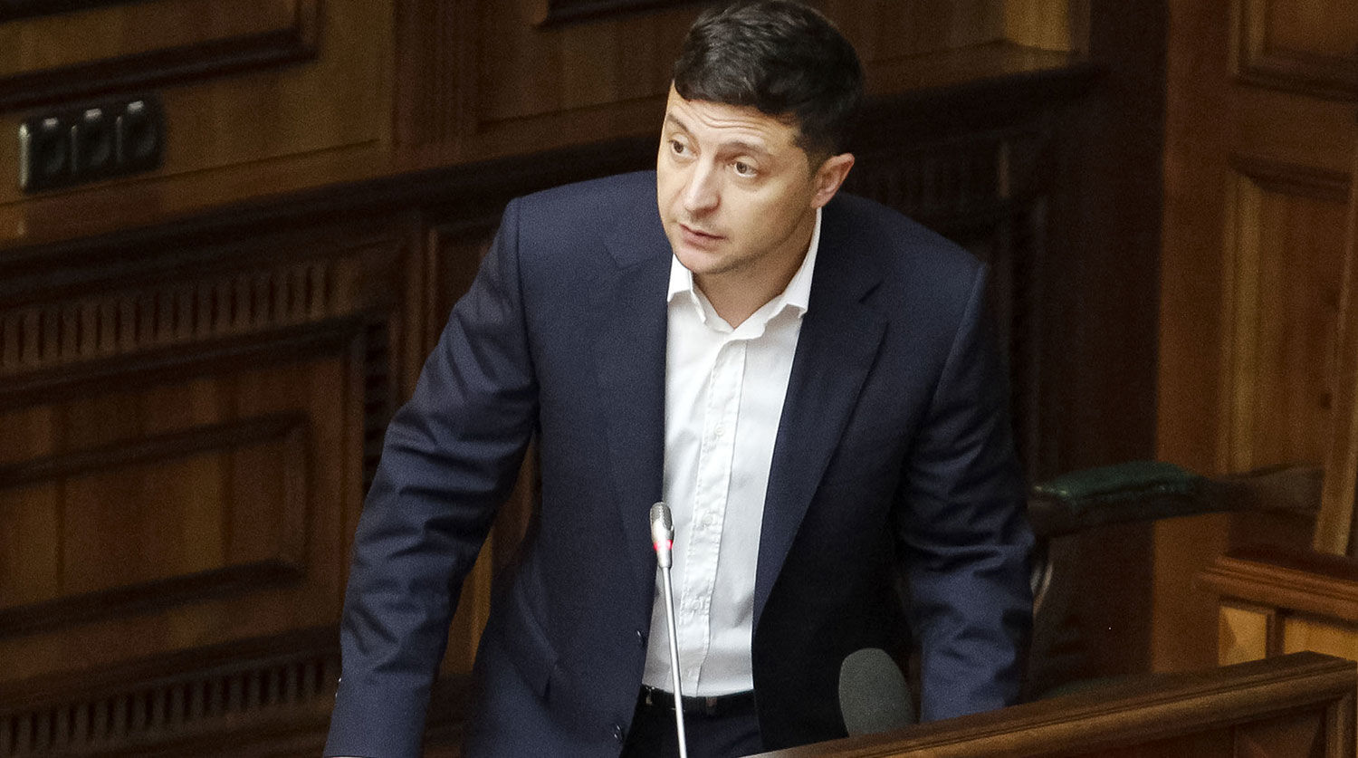 "Достаточно сейфов, набитых миллионами", – Зеленский хочет ликвидировать самый скандальный суд Украины