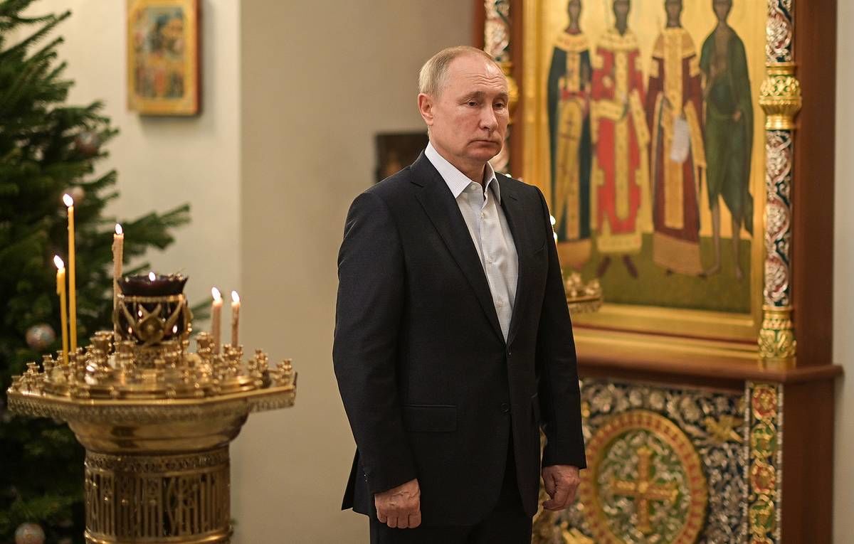 "Його послали за курсом військового корабля", – Яковенко відреагував на два дивні вчинки Путіна у 2023 році