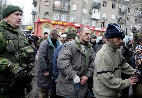За сутки в плен сдались 19 бойцов ВСУ - Басурин