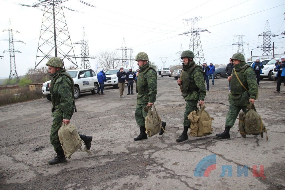 Боевики "ЛНР" оскандалились с "разведением сил" у Золотого – видео