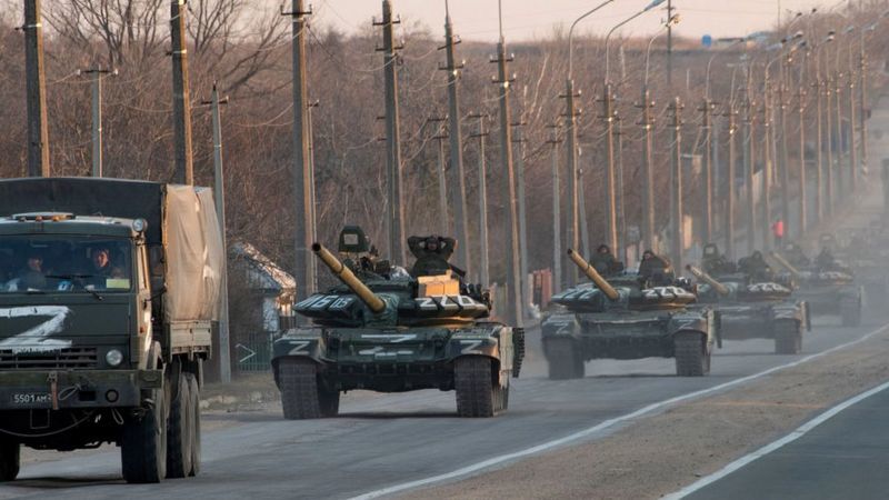 ЗСУ "касетами" рознесли танкову колону РФ під Куп'янськом, з'явилося відео – у росіян паніка
