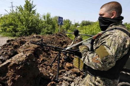 Террористы "нашли" "братскую могилу" бойцов АТО в Дебальцево