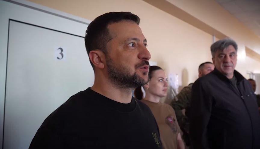 Зеленський приїхав на Донбас: "Не хочу говорити багато пафосу"