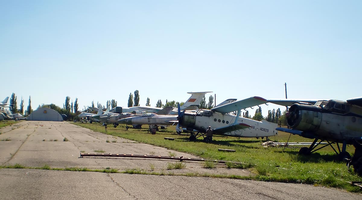 В "ЛНР" анонсировали создание воздушного флота: в соцсетях высмеяли "террористов-воздухоплавателей"  