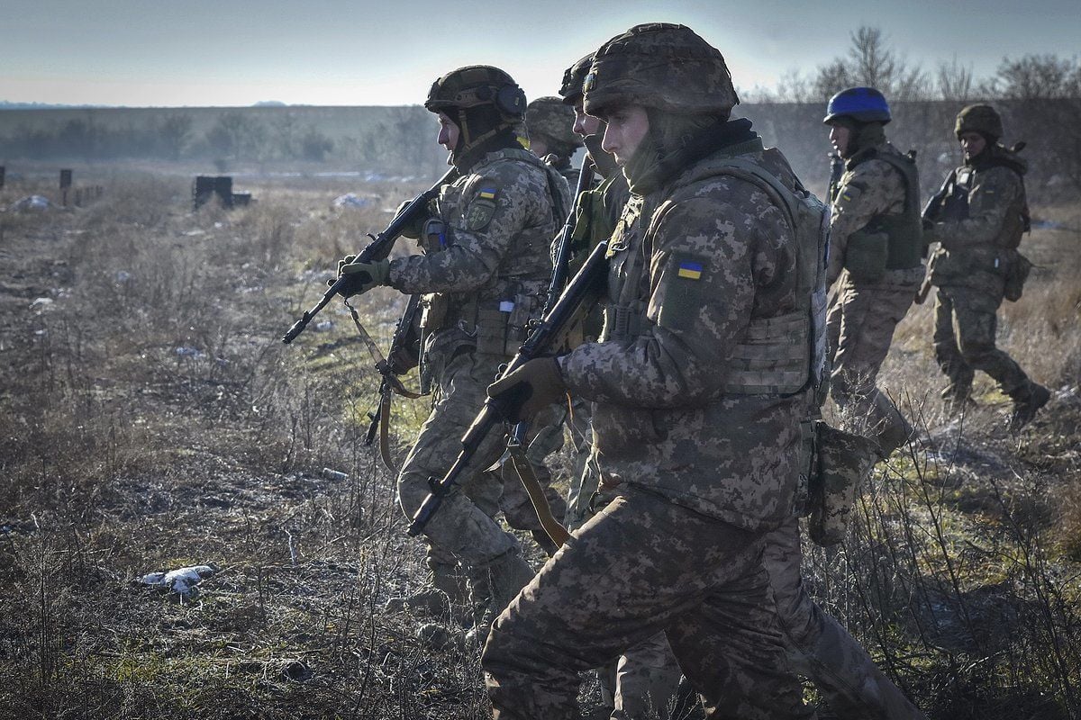 ЗСУ повернули собі Безсалівку, а "кадировці" залишають свої позиції: аналітики розповіли про бої на Сумщині