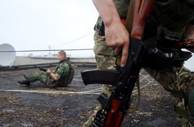 В Луганской области обстановка ухудшилась: 3-е погибших мирных жителей, 11 раненых военных