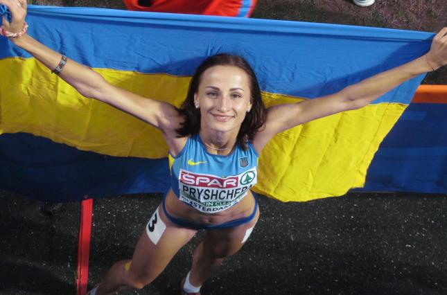 Европа рукоплещет талантливой украинке: Наталья Прищепа завоевала титул чемпионки по бегу – трогательные кадры