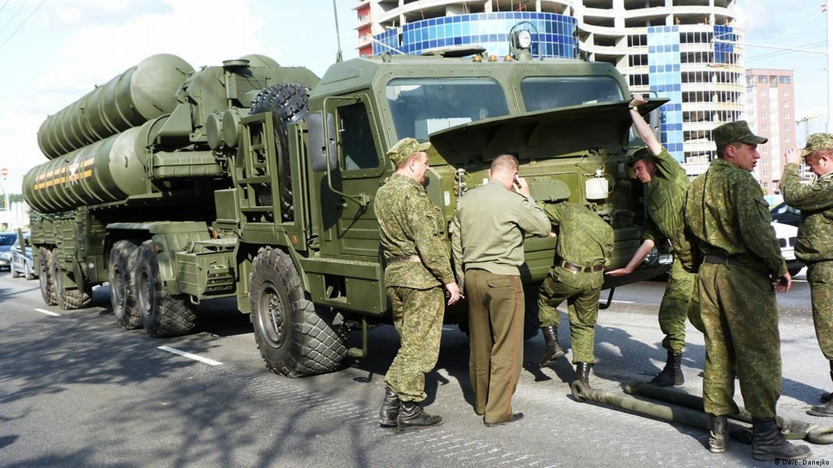 ​Оборонно-промышленный комплекс РФ сильно пострадает: ISW и Машовец озвучили причины