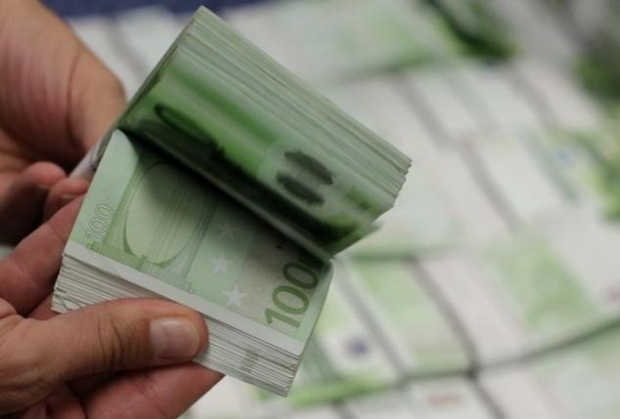 Минфин передумал контролировать доходы богачей