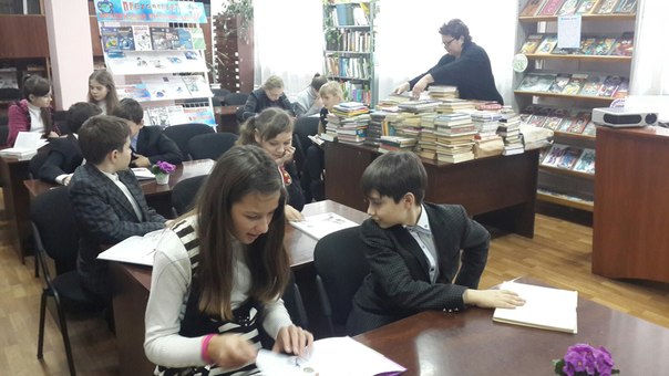 ​К Новому году власти ДНР обещают выплатить зарплаты учителям из Енакиево