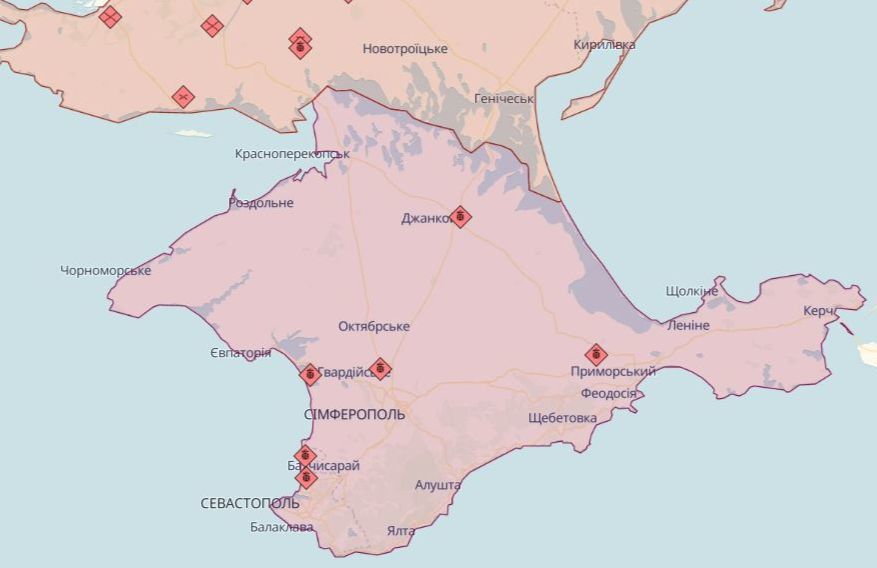 ​В Крыму громко: оккупанты пытались что-то сбить с помощью ПВО в районе Керчи