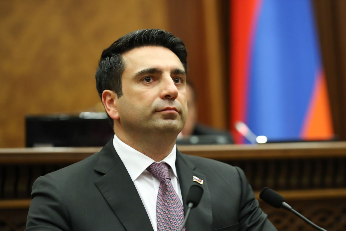 ​В парламенте Армении требуют изгнать пограничников ФСБ: "Им нужно уйти"