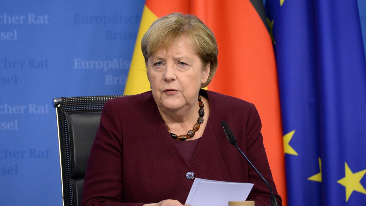 СМИ назвали 5 ошибок Меркель, "подготовивших почву для войны в Украине"