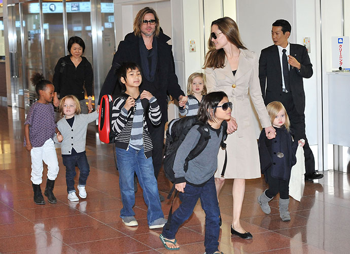 Джоли отомстила Питту за измену: голливудская дива запретит через суд актеру забирать детей к себе домой до их совершеннолетия