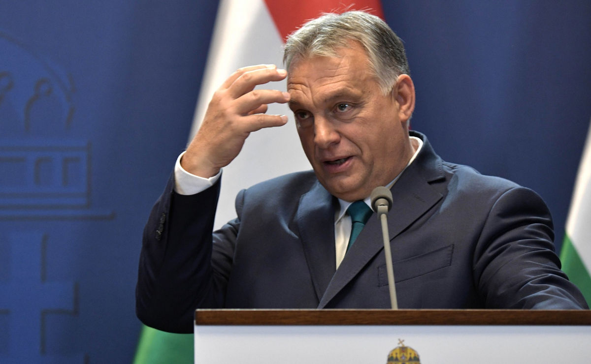 ​В Будапеште не оценили пост главы МИД Словакии Качера и решили вступиться за Орбана