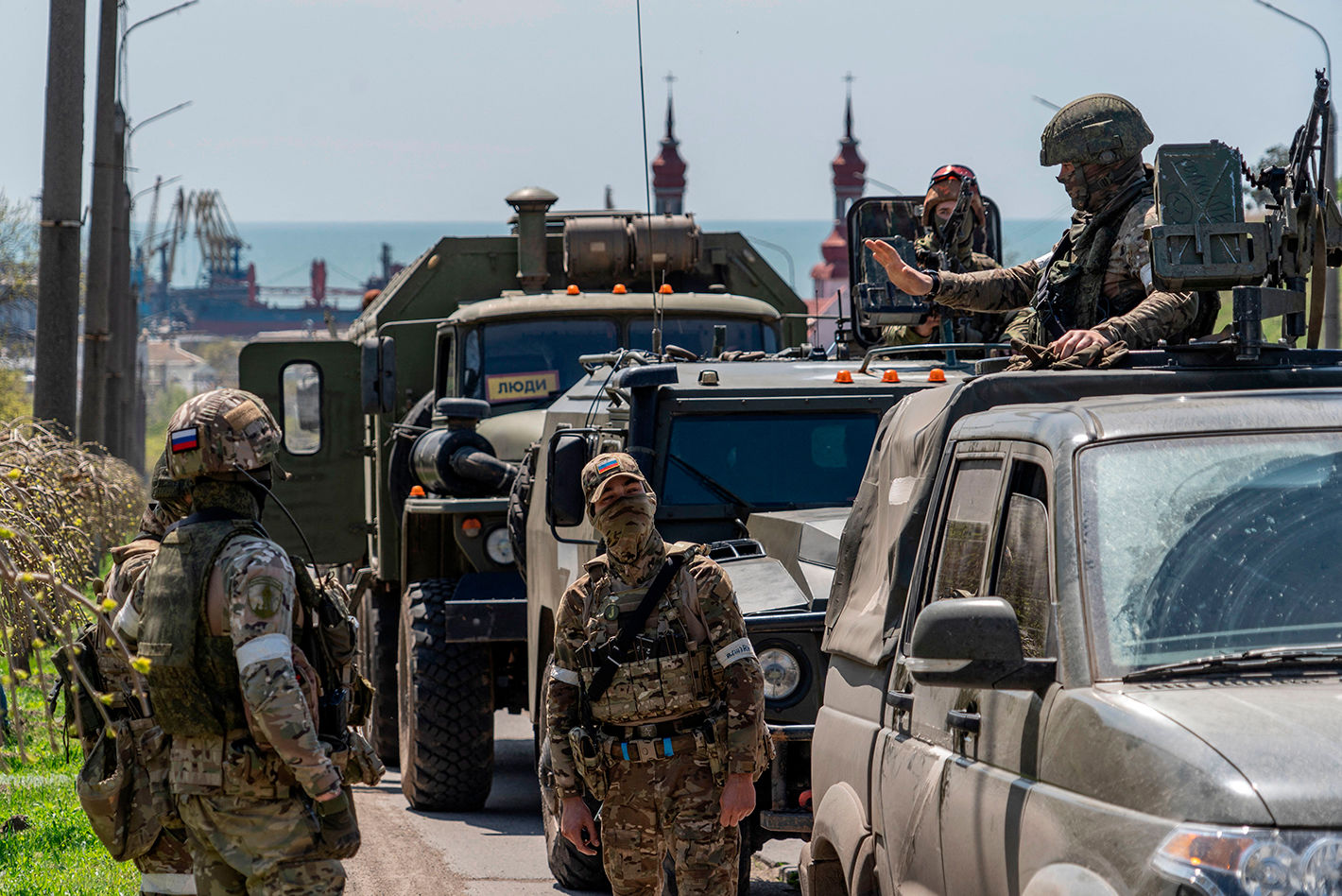 ​Оккупанты прячут военную технику в жилых кварталах Бердянска: в мэрии озвучили опасные районы