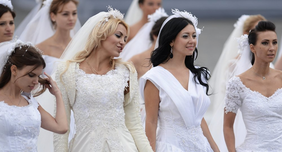 Китайский журналист назвал, что отпугивает иностранцев от русских невест 
