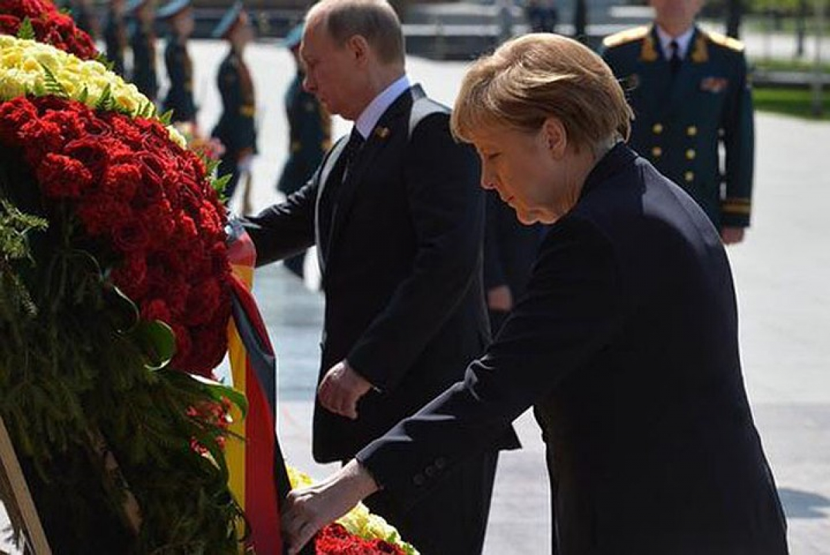 Меркель не пригласила Путина на 75-ю годовщину окончания Второй мировой войны - названа причина