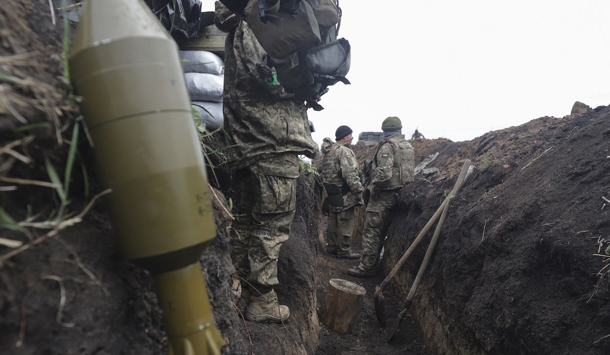 "Медуза" назвала три возможных сценария наступления российской армии на Донбассе