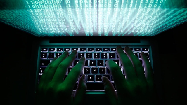 Пророссийские хакеры взломали страницу пресс-центра штаба АТО… и были жестко затроллены ее подписчиками