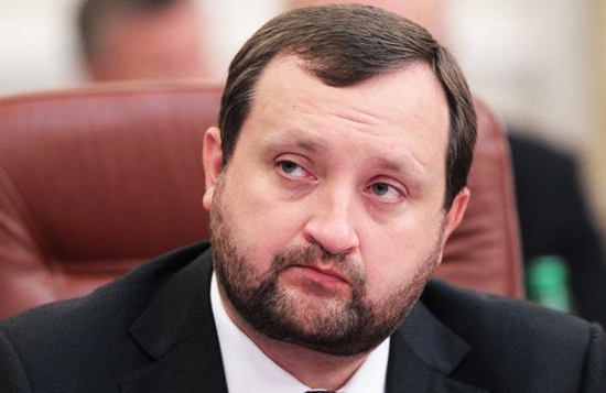Арбузов: После оглашения результатов выборов курс гривни утратит стабильность
